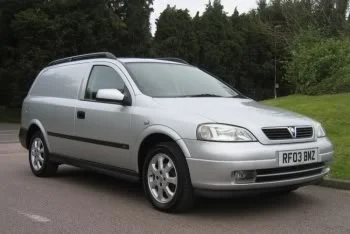 2003_astravan_sportive_009.webp