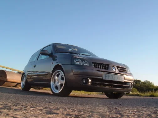 2004_0529clio0112-1.webp