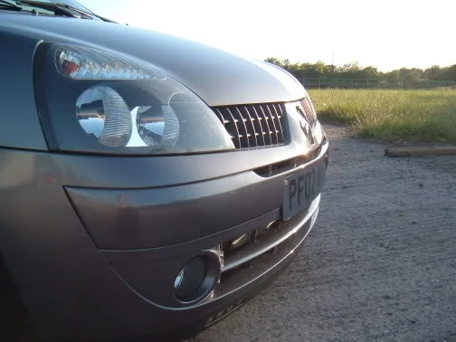 2004_0529clio0122.webp