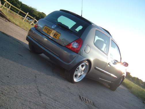 2004_0529clio0125.jpg