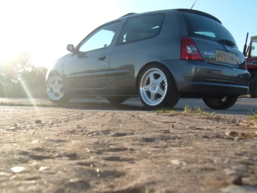 2004_0529clio0134.webp