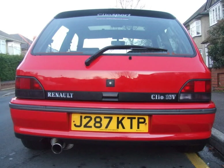 2005_0107new_car0026.webp