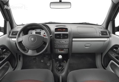 2007-renault-clio-three-b-8_460x0w.jpg