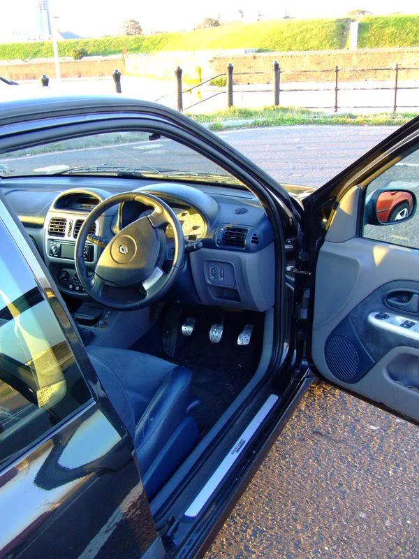 2007_0926Car0013.webp