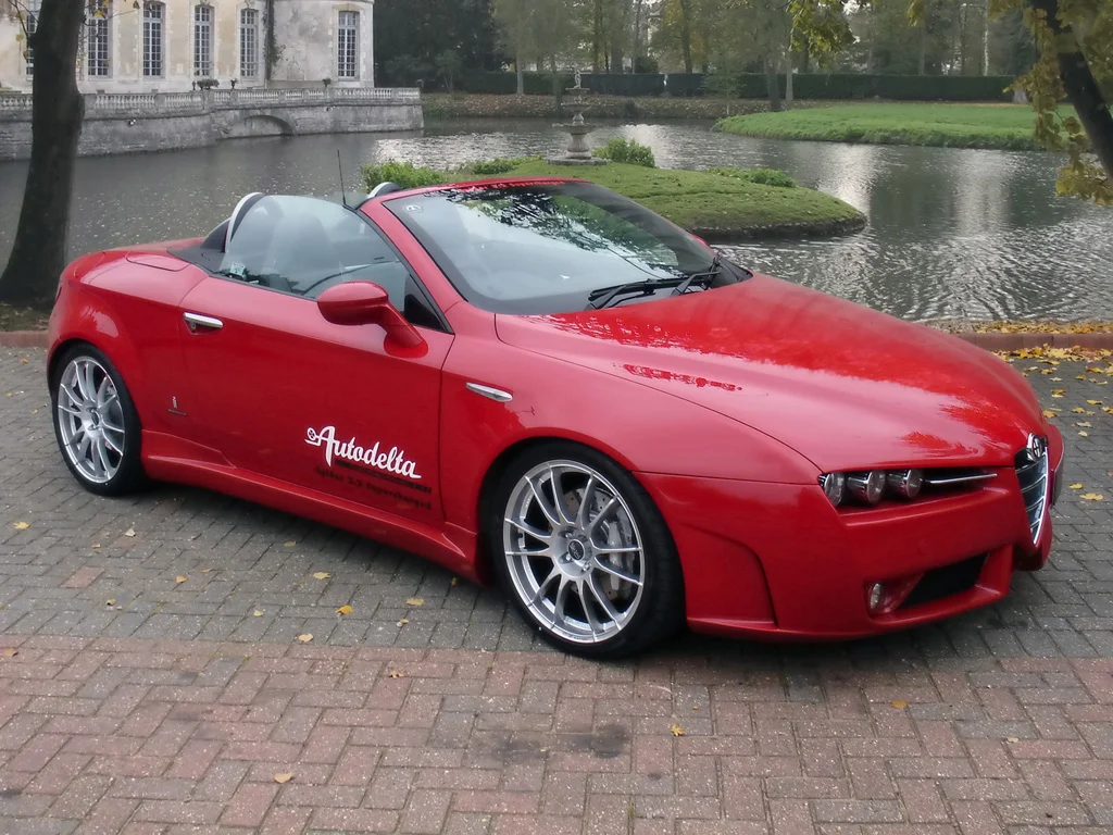 2008-Autodelta-Alfa-Romeo-Spider-J6-3-2-C-Front-And-Side-1024x768.webp