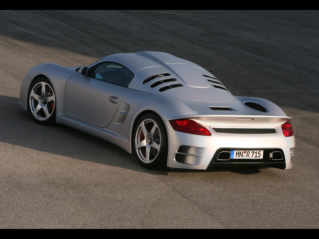 2008-RUF-CTR-3-Rear-Angle-1280x960.jpg