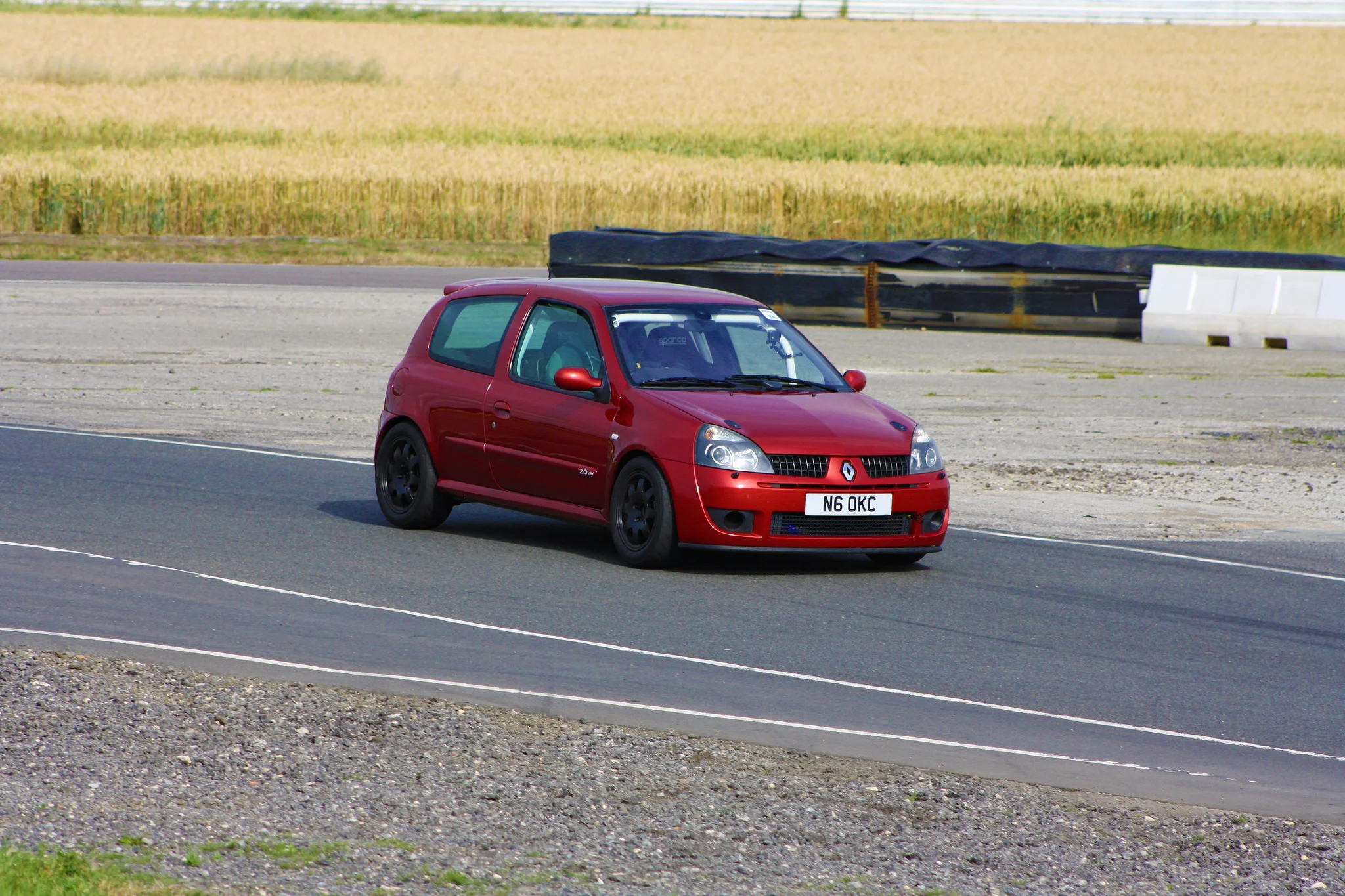 20080506990_a6faae35f0_k.webp
