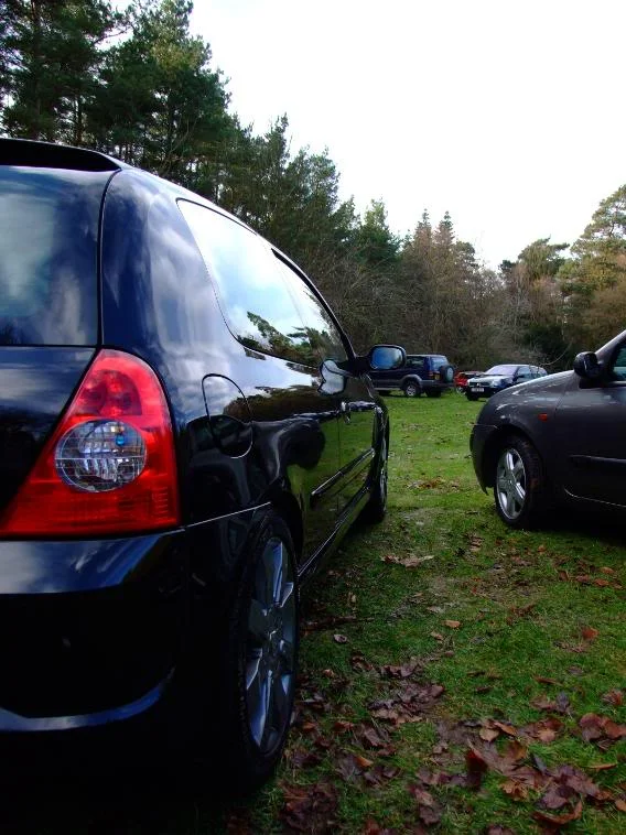 2008_0127Cliosport01080024.webp