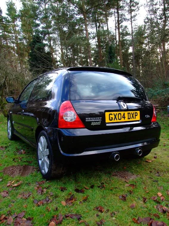 2008_0127Cliosport01080031.webp