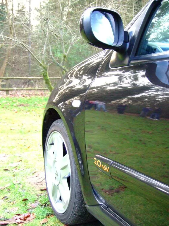 2008_0127Cliosport01080040.webp