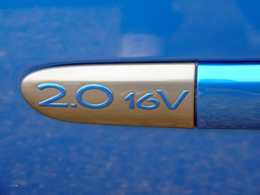 2008_0302Cliosport03080013.webp