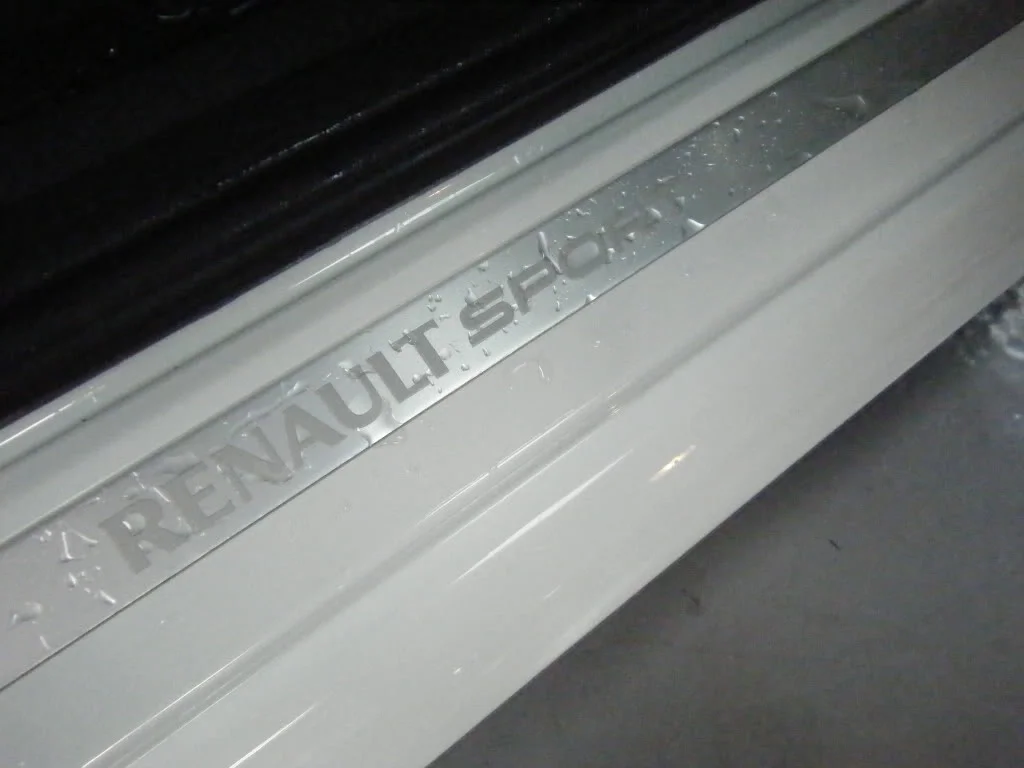 2008_1109newdawns0048.webp