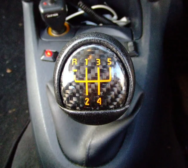 2008_1206Carbon0002_edited.webp