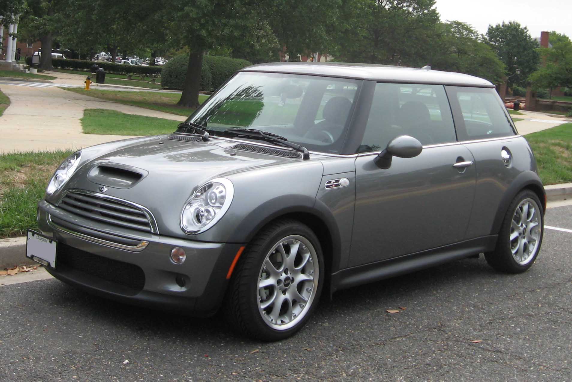 20090327031940!1st-Mini-Cooper-S.jpg