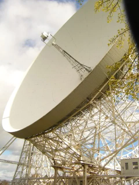 2009_0412Jodrell0011copy.webp