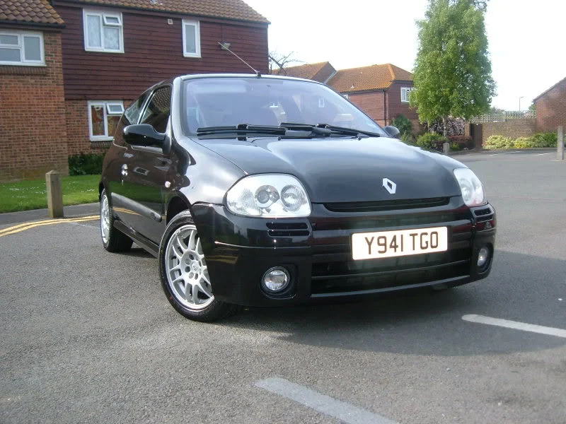 2009_0504clio0001.webp