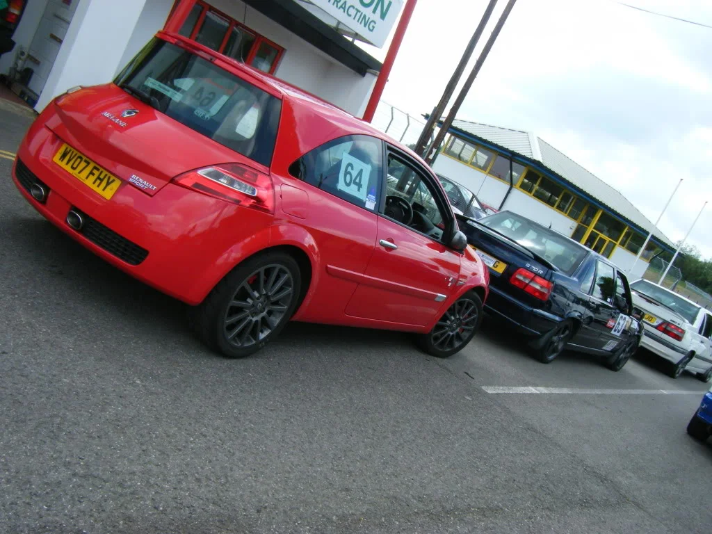 2009_0627castlecombe0017.webp