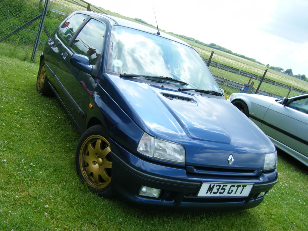 2009_0627castlecombe0018.jpg