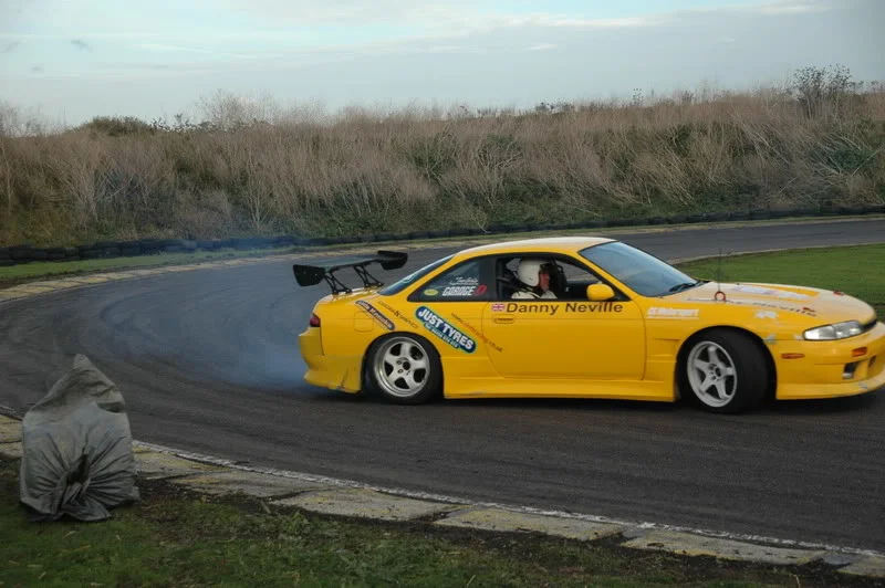 200sx16.webp