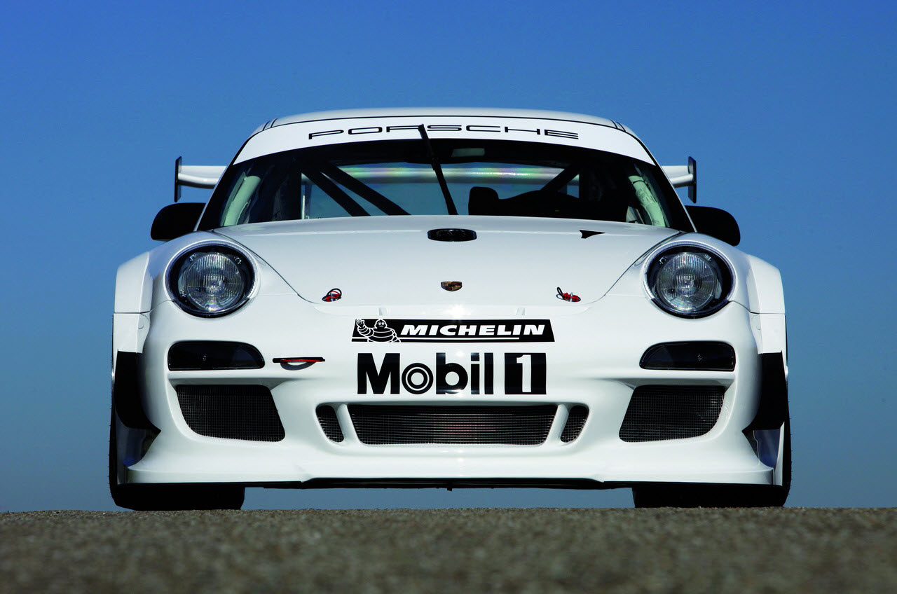 2010_Porsche-911-GT3R_01.jpg