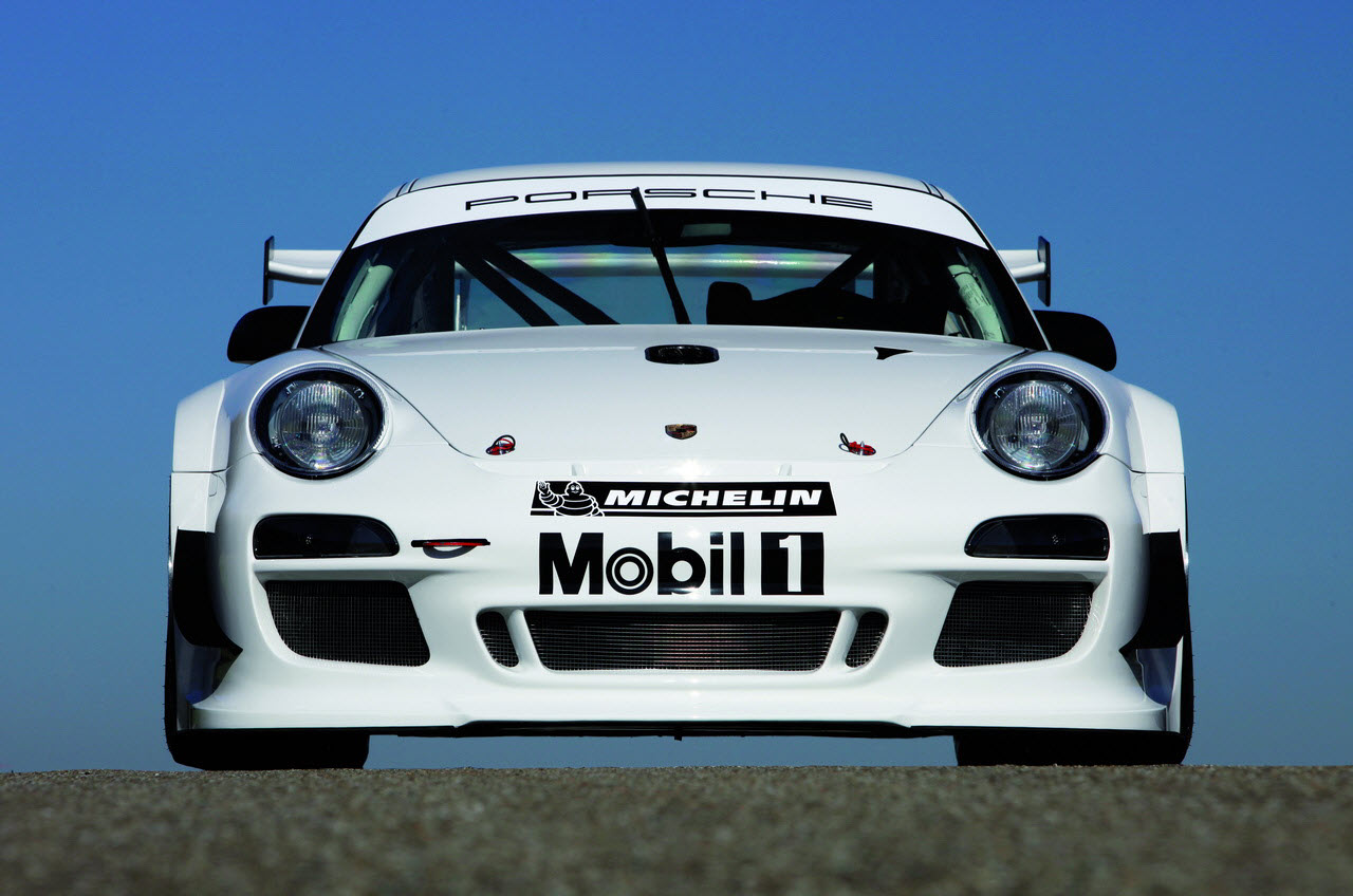 2010_Porsche-911-GT3R_01.jpg