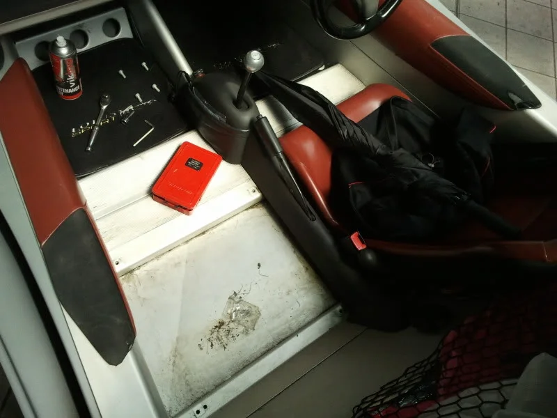 2011-06-04122359.webp