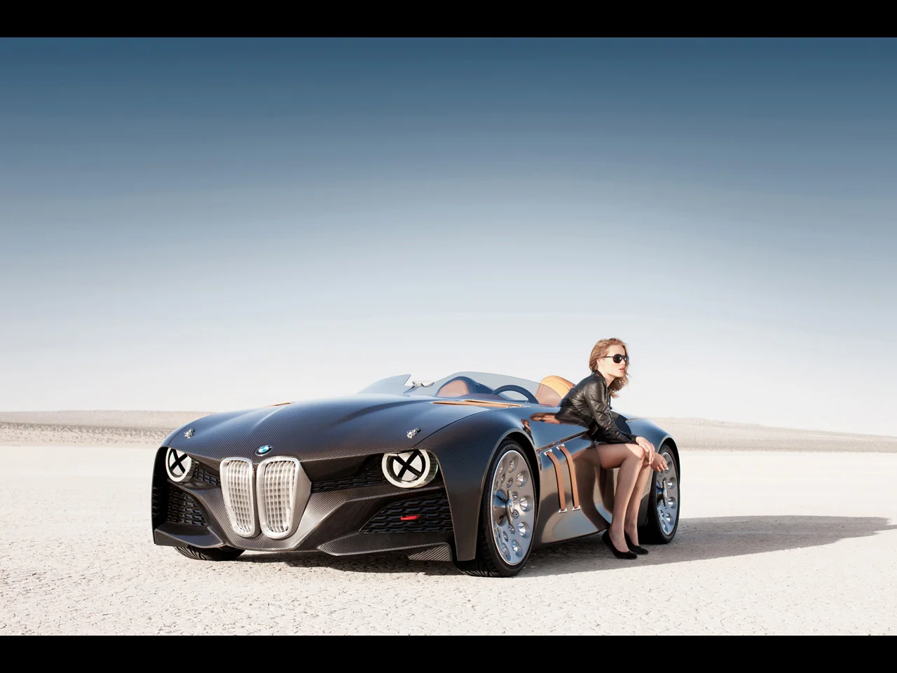 2011-BMW-328-Hommage-Front-Angle-Model-1280x960.webp