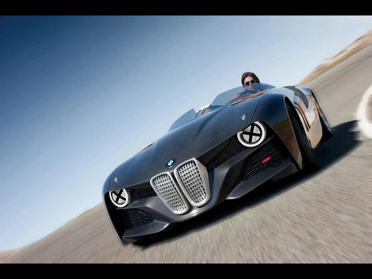 2011-BMW-328-Hommage-Front-Angle-Speed-Tilt-1280x960.webp