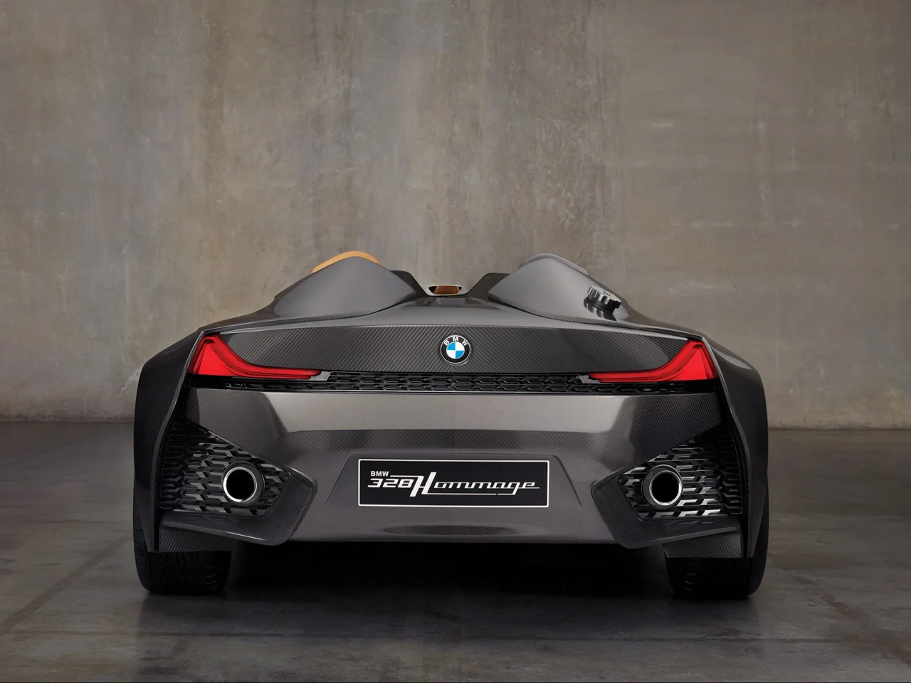 2011-BMW-328-Hommage-Rear-2-1280x960.webp