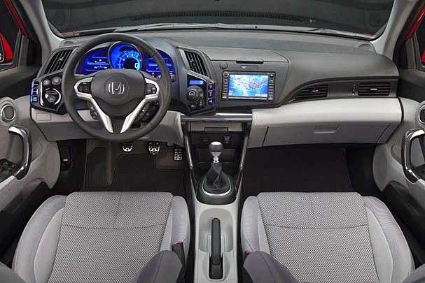 2011-Honda-CR-Z-interior.webp