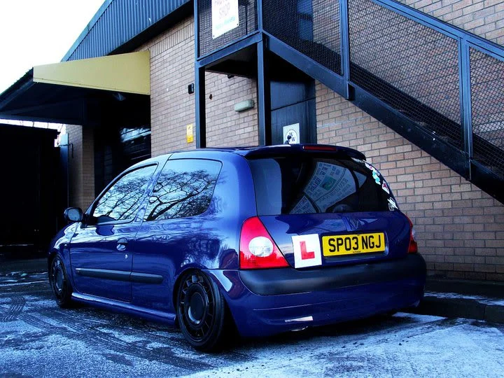 2011clioow.webp