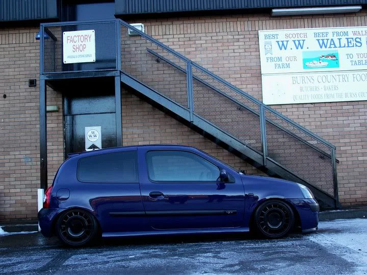 2011cliow.webp