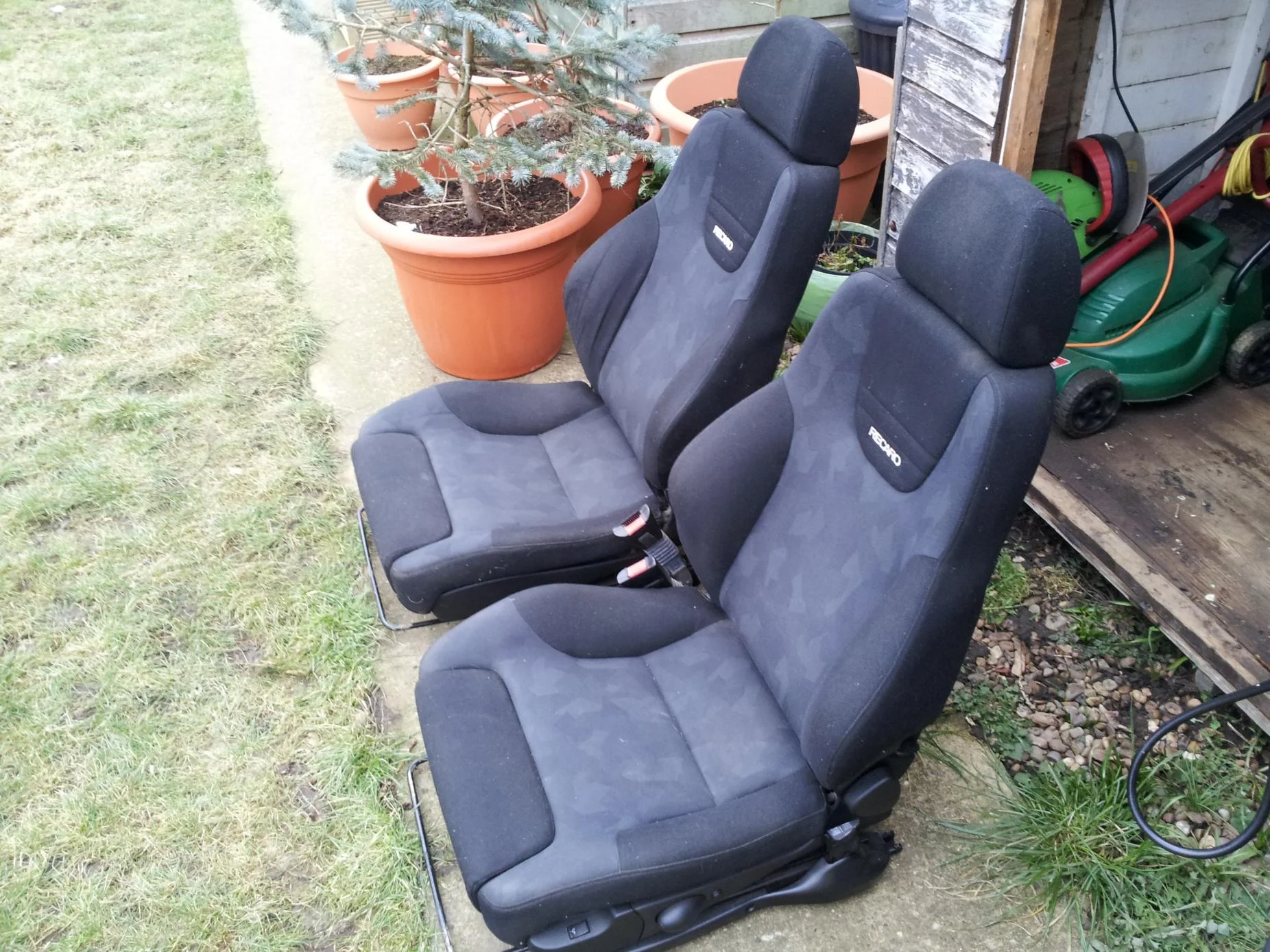 20120212_092535-jpg.webp