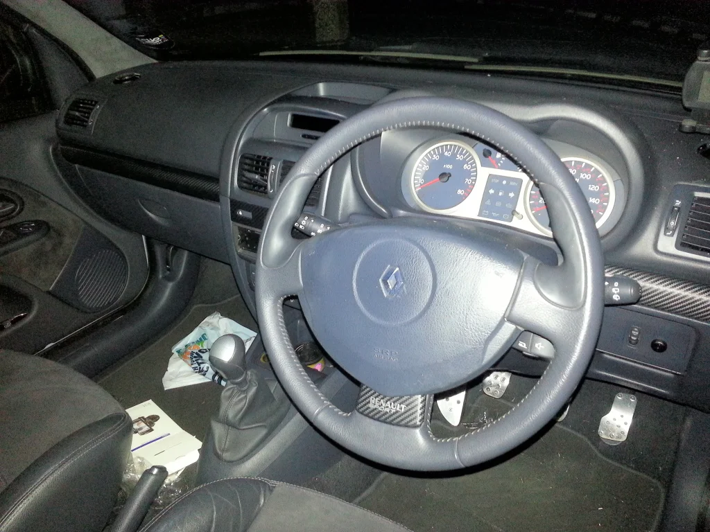 20121007_002208_zps08bd8297.webp