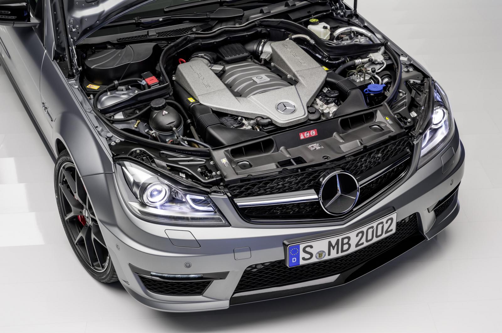 2014-Mercedes-Benz-C63-AMG-Edition-507-12.jpg