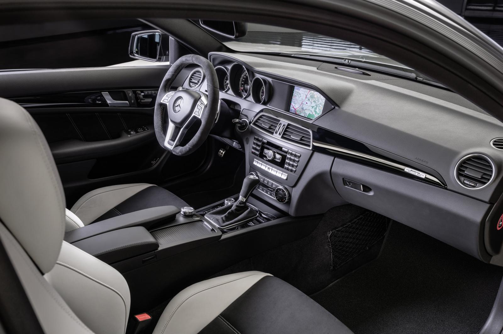 2014-Mercedes-Benz-C63-AMG-Edition-507-Interior-1.jpg