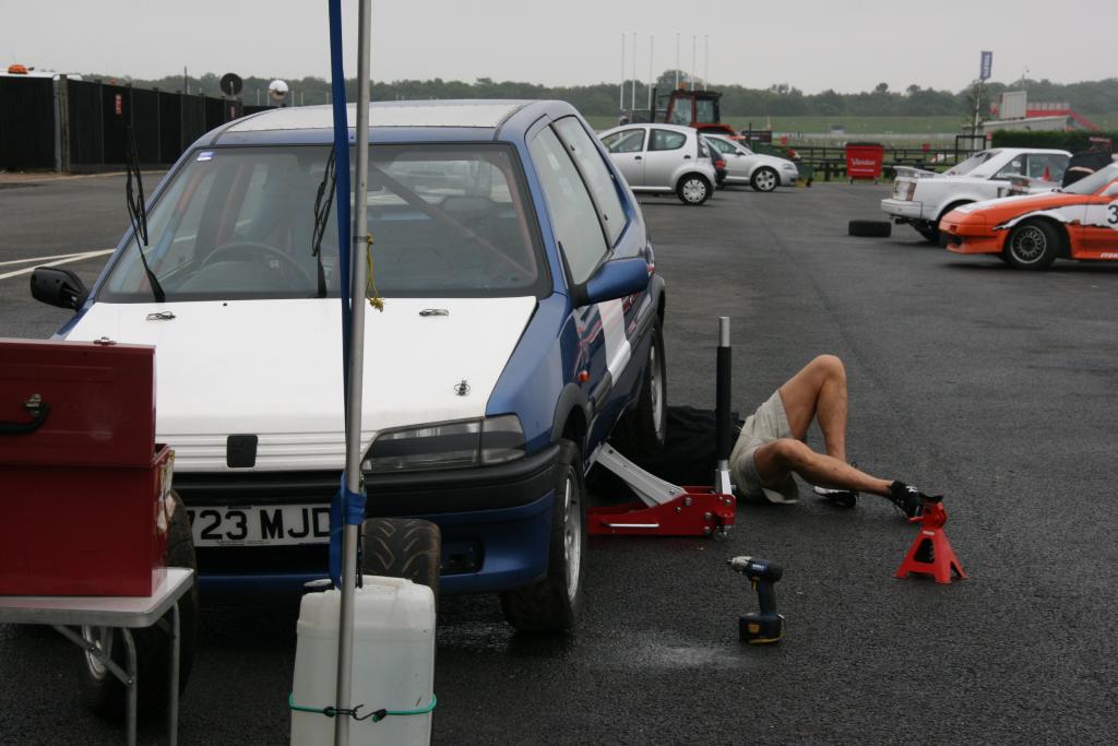 2014SnettertonNipponPaddock7_zps03350af6.jpg