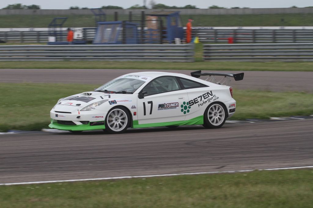2016%20Nippon%20Rockingham%20Race%202%20144_zpstwkms1bz.jpg