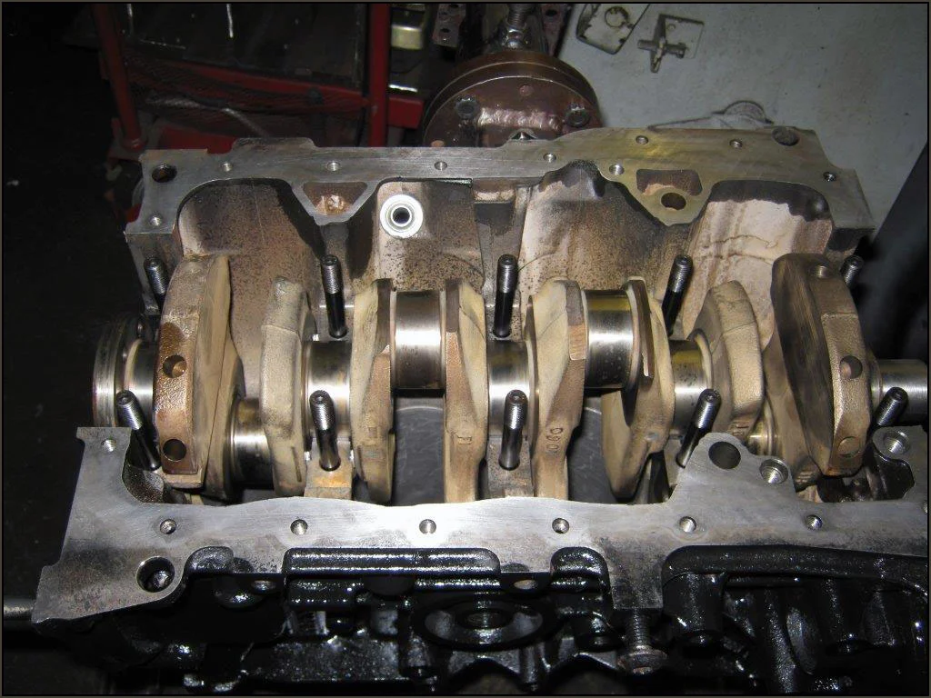 20160418_enginebuild34.webp