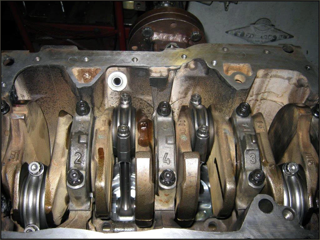 20160418_enginebuild35.webp