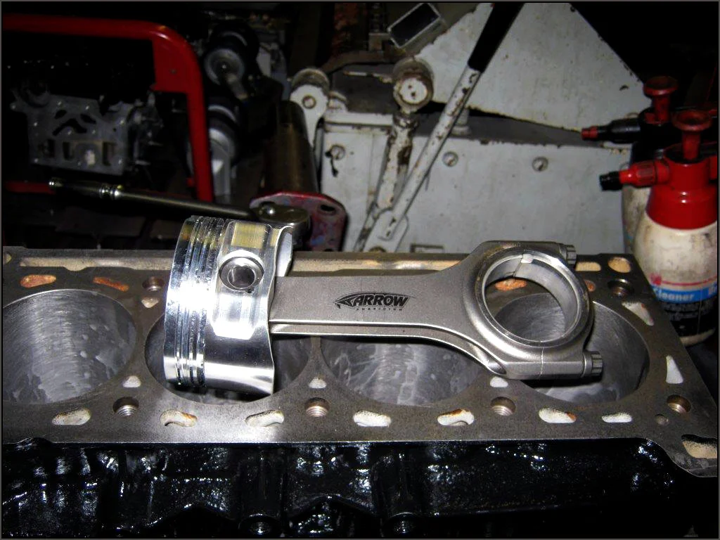 20160418_enginebuild36.webp