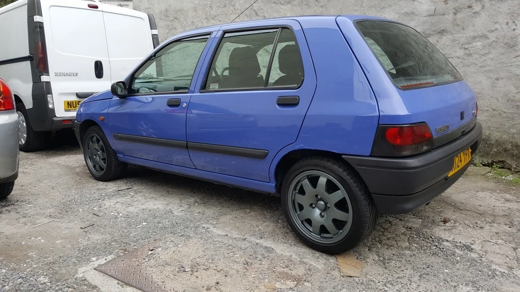 20161004_133941%201280x720_zpsv9upuvre.webp