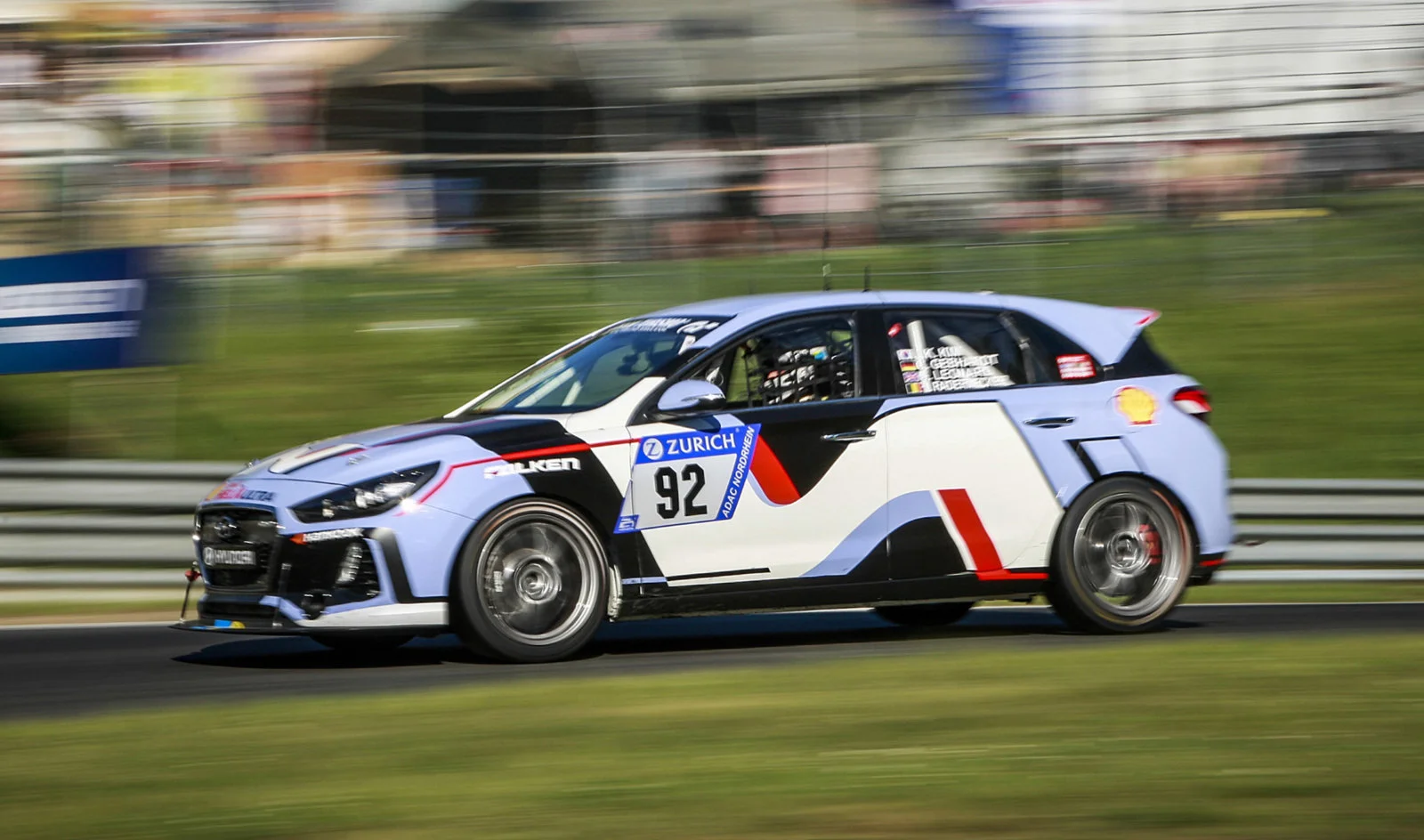 2018-hyundai-i30-n-races-in-the-2017-24-hours-nrburgring_100608193_h.webp