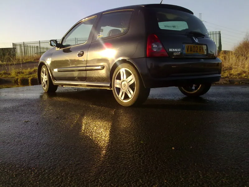 22012010203.webp