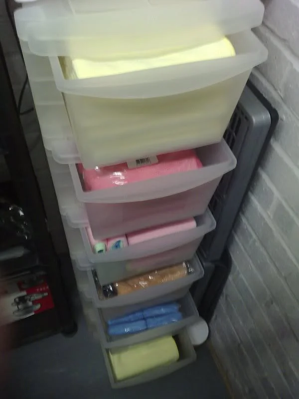 22042008265.webp