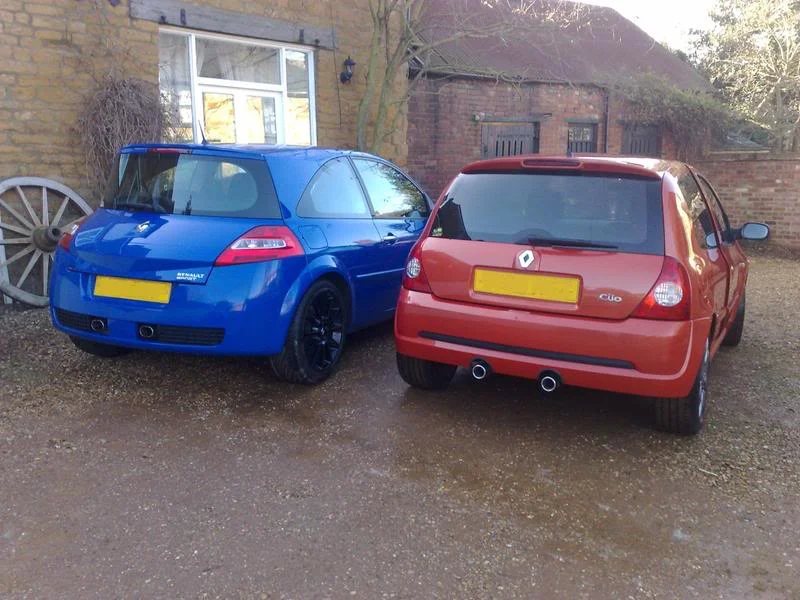 225clio005.webp