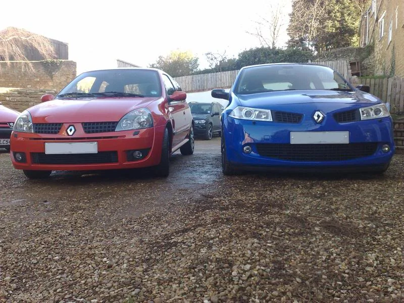 225clio008.webp
