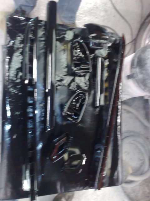 23042009244.webp