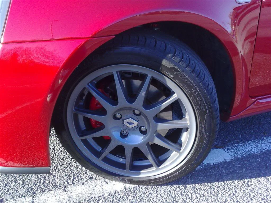 23112007166Large.webp
