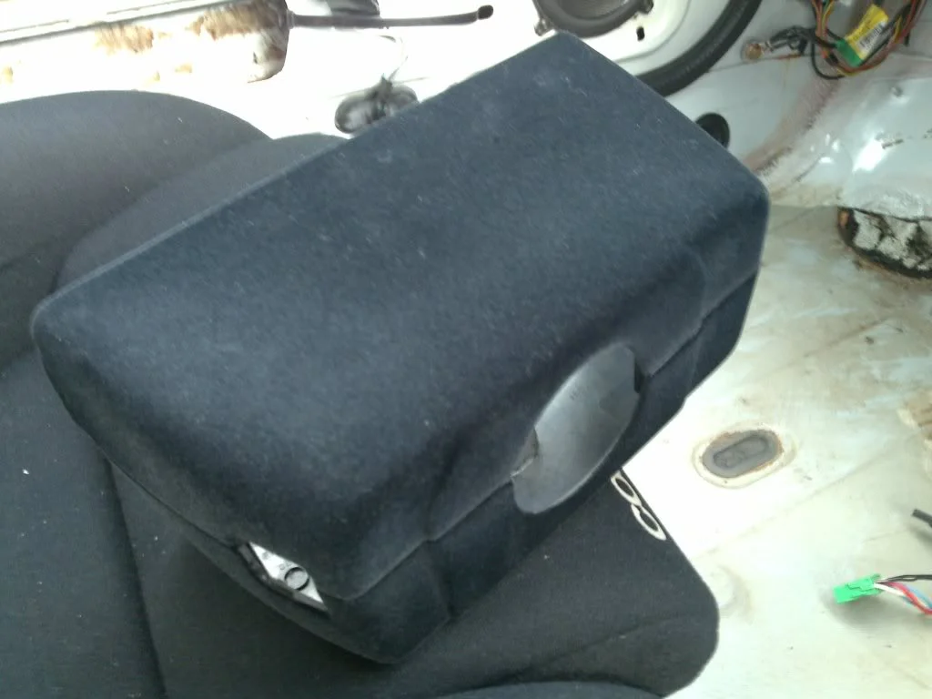 25032009200.webp